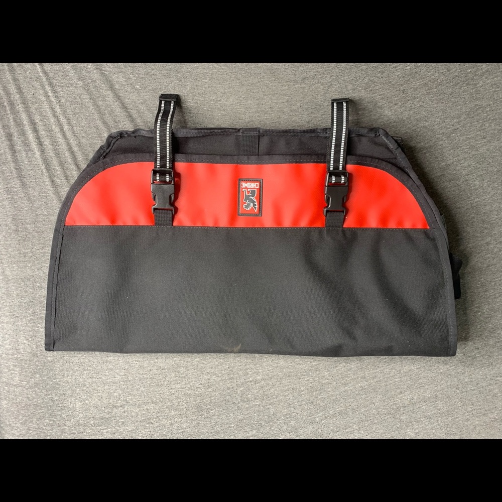 Chrome Messenger Bag Red & Black
